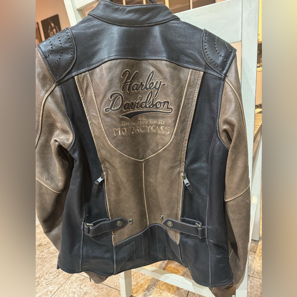 Brown/black Harley Davidson riding jacket
